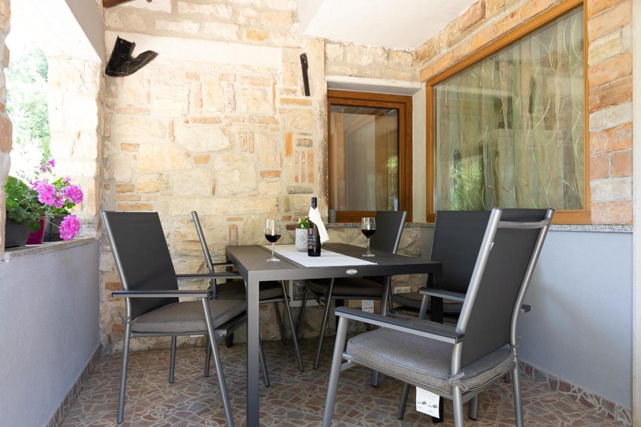 Holiday House Hana Rovinj Eksteriør billede